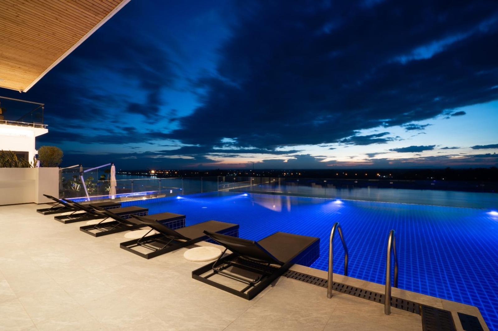 Ban Souanmone One Riviera Hotel And Residences מראה חיצוני תמונה