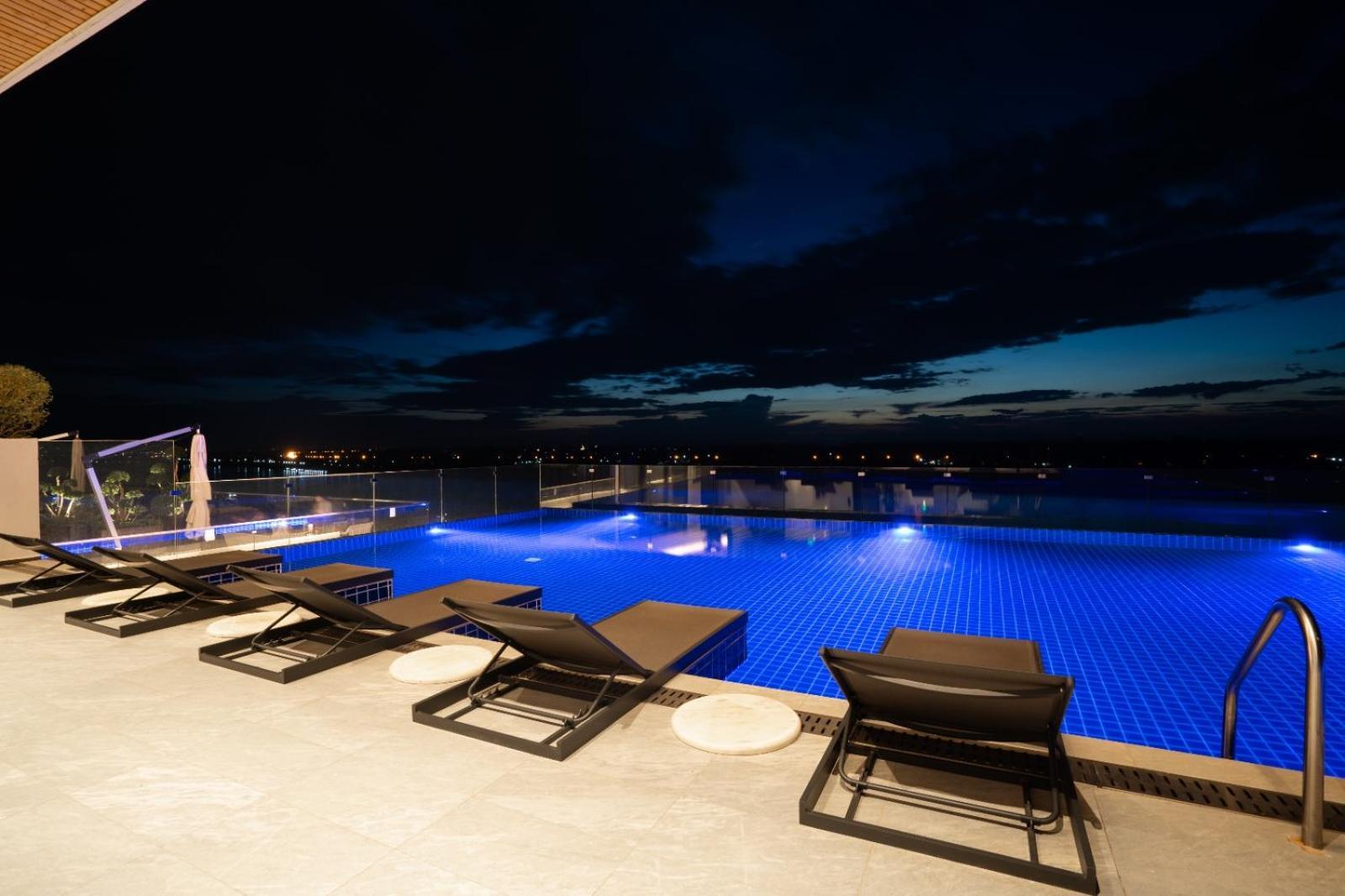 Ban Souanmone One Riviera Hotel And Residences מראה חיצוני תמונה