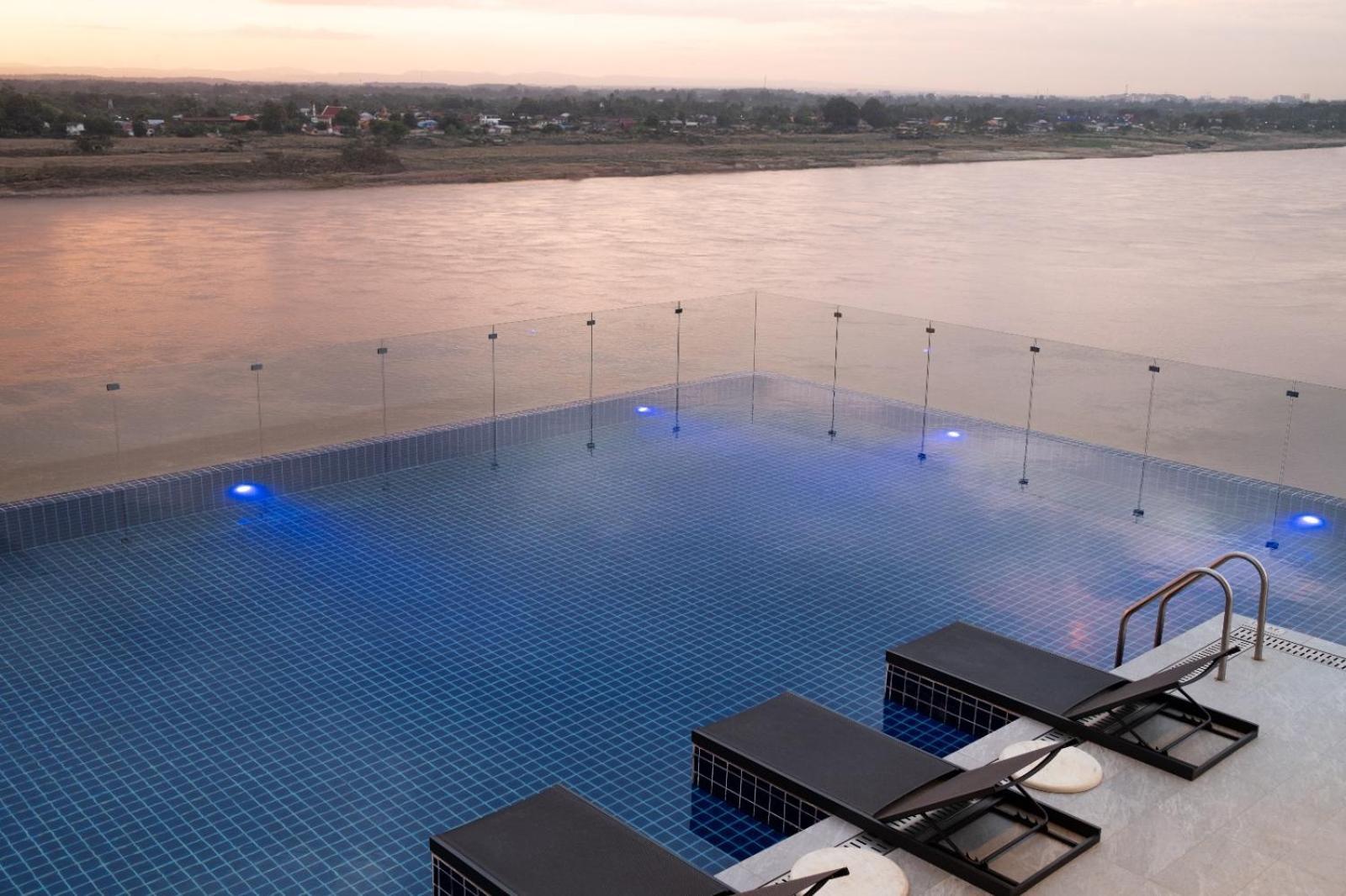 Ban Souanmone One Riviera Hotel And Residences מראה חיצוני תמונה